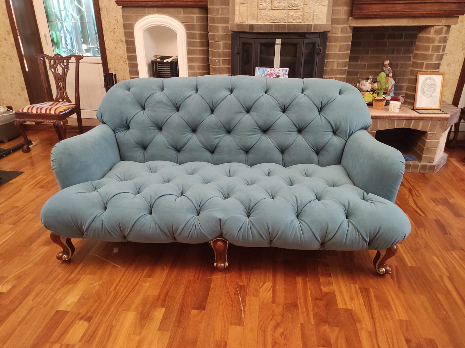 Обивка дивана. Далматово